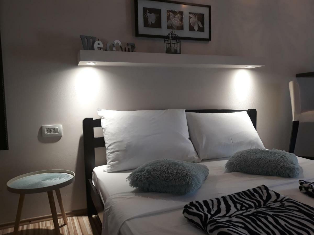 Apartmani Diana Biograd Na Moru Luaran gambar