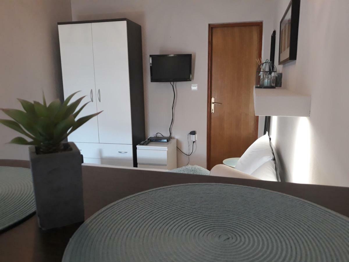 Apartmani Diana Biograd Na Moru Luaran gambar